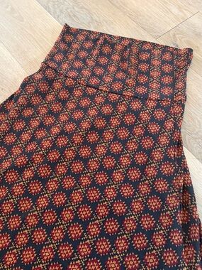 LuLaRoe Black Maxi Skirt with Rust & Mustard Geometric Motif